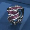 2025 Nueva Joyería Zhuangshengsheng Base de Cobre Chapado en Oro Corindón Rojo Simulado Diseño Oro Negro Juego Venta al por Mayor