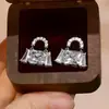 Aretes de Zirconia Microincrustada de Aguja Plateada para Mujer, Exquisitos y de Alta Gama, Simples y Elegantes, Aretes Versátiles