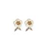 Aretes Retro de Flor de Camelia Crema con Incrustaciones de Diamantes Pendientes Franceses Dulces de Nicho con Temperamento de Alta Gama para Mujer