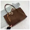 Bolsa tote minimalista de alta qualidade para mulheres, nova bolsa de trabalho retrô da moda de grande capacidade, bolsa de ombro única para mãe e filha, moderna