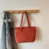 Bolsa Grande Casual Simples Retrô para Mulheres 2026 Nova Versátil Grande Capacidade Bolsa Diária para o Trabalho Bolsa Escolar para Estudantes
