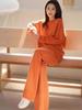 Roupa feminina popular de primavera deste ano, estilo coreano chique, irmã mais velha real a e a casual conjunto de suéter laranja e calças