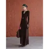 Vestido de malha com gola marrom texturizada de manga comprida para mulheres, vestido longo básico para outono e inverno