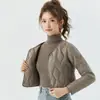 Ropa de Algodón para Mujer de Otoño e Invierno del Fabricante Moda Femenina Tops de Algodón Ropa Corta de Algodón Tops con Forro Cálido Dropshipping 8225