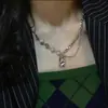 Colar Quadrado com Pedras de Strass e Contas Rachadas de Gelo Moda Hip-Hop Feminina Joias Tendência Acessórios de Design de Nicho Estilosos Ins