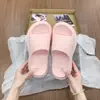 Pantuflas de Eva para Mujer, Uso Exterior de Verano, Nuevo Modelo 2026, Versátiles, Modernas, Sensación de Alta Gama, Tacón de Plataforma, Chanclas de Playa, Sandalias Deslizantes Antideslizantes