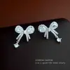 Pendientes de Lazo Dulces y Lujosos Estilo Francés con Diamantes Completos Super Brillantes, Pendientes de Moda de Nicho de Alta Gama, Accesorios para Orejas Versátiles y Elegantes