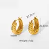 Pendientes europeos y americanos transfronterizos moda pendientes cortos con forma de cuerno en C acero inoxidable chapado en oro de 18 quilates pendientes que no se decoloran para mujer venta al por mayor