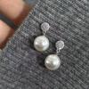 Pendientes de mujer sin perforaciones con clip de perla, pendientes de alta calidad, primavera y verano 2024, nuevos pendientes populares de plata de ley de moda