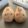 Lindas pantuflas de pelo de conejo 2026 para mujer, de punta cerrada, antideslizantes, modelo nuevo para uso diario en casa, pantuflas esponjosas cálidas y cómodas