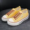 2026 Nueva Versión Coreana Color Sólido Casual Color Caramelo Zapatos de Lona de Caña Baja para Mujer Zapatillas Planas Ligeras Zapatillas de Running de Moda