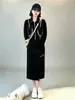 Conjunto de moda de lujo ligero inspirado en Chanel para mujer, nueva colección otoño 2026, conjunto de dos piezas de alta gama: sudadera y falda negras
