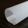 Lámpara lineal LED de fábrica Pantalla blanca lechosa Extrusión de barra de luz de aluminio Cubierta de PC con rayas interiores y exteriores Pantalla de lámpara de PC