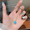 Accesorios de Collar Ovalados con Micro Pavé de Circonita, Casuales, de Moda y Exquisitos para Mujer, Lujo Accesible Nicho Cadena de Clavícula Deslizante de Gama Alta