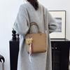 Bolso de Mano de Diseño Nicho de Gran Capacidad para Mujer 2025 Otoño e Invierno Nuevo Bolso Tote de Alta Gama para Viaje al Trabajo Bolso de Hombro