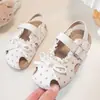 Sandálias Fechadas Femininas Estilo Coreano Doce Poá Renda Laço 2026 Verão Novas Sandálias Birkenstock Tendência