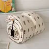 Manta de algodón tejida con patrón de nubes de grado A para otoño e invierno, adecuada para camas individuales o dobles, lavable a máquina, suave y cómoda para dormir, engrosada para abrigar, e ideal para primavera, otoño e invierno