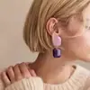 Brincos Estilo Europeu e Americano, Brincos Quadrados de Resina em Cor Degradê, Brincos Populares da Moda Estilo Férias, Brincos Retrô de Alta Qualidade