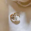 Anillo de Zirconia con Perla Abierta Bañado en Oro Real de 18K con Diseño de Moda Exagerado, Anillo de Estilo Nicho, Joyería de Mano Simple para Mujeres