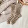 Calcetines de mujer para otoño e invierno, nuevos, gruesos, cálidos, de tubo, color liso, calcetines de torsión vintage, versátiles, casuales, para el suelo, calcetines de luna