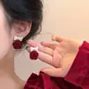 Brincos Veludo Vermelho Flor Retro para Mulheres Outono e Inverno 2025 Novos Tendência Acessível Luxo High-End Brincos Laço
