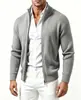 Suéter para hombre estilo europeo y americano, nuevo cárdigan para hombre de otoño e invierno, chaqueta de punto casual de color liso simple con cuello alto para hombre