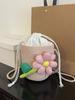 Mini Bolso Pequeño para Mujer 2024 Nuevo Primavera y Verano Bolso Cubo Tejido Vacaciones en la Playa Bolso Tejido de Paja Bolso Cruzado para Teléfono Móvil