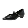 Sapatos rasos de bico fino com strass estilo francês para mulheres, novo design vintage outono 2026, confortáveis para mulheres baixinhas, adequados para o trabalho