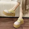 Sapatos Respiráveis Vazados 2026 Verão Novo Plataforma Casual Aumenta Altura Sola Grossa Sandálias Mule Fechadas para Mulheres