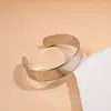Pulseiras Metálicas Brilhantes Transfronteiriças Europeias e Americanas, Pulseiras Geométricas Minimalistas, Luxo Leve, Moda de Alto Padrão, Acessórios de Mão Versáteis Atacado