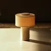 Lámpara de Mesa Minimalista Nórdica Dormitorio Mármol Diseñador Decoración Suave Sala de Estar Estudio Habitación de Hotel Lámpara de Mesita de Noche