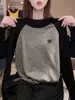 Camiseta de manga larga de algodón puro, corte regular, para mujer, una capa base versátil para el otoño de 2026, con un diseño de manga raglán, a la moda y casual estilo coreano, adecuada para usar como capa exterior