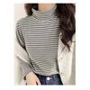 Outono e Inverno Camiseta de Base Feminina de Veludo Listrada Grossa Pulôver Manga Longa Gola Média Top Feminino Quente Slim Roupa Externa Camiseta