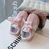 Zapatos Deportivos Infantiles Estilo Coreano, Zapatos Casuales de Malla con Suela Suave para Niños, Primavera y Verano Retro, con Velcro, Transpirables para Niños Pequeños Niñas