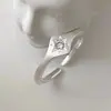 Anillo Estilo Ins de Estrella Cepillada para Mujer con Acabado de Alta Gama, Incrustado con Circonita, Moderno y Único, Anillo Abierto Ajustable de Trayectoria Estelar