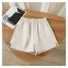 Shorts de couro PU elástico de cintura alta para mulheres, outono e inverno, tamanhos grandes, design que valoriza curvas, corte A, preto, perna larga, pode ser usado como peça externa, boca de sino