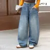 Jeans de Primavera y Otoño para Niñas Modelo 2026 Pantalones Casuales Estilo Coreano para Niñas Mayores con Bolsillos de Solapa y Bordado Doble C