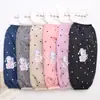 2.26 Mangas Finas para Mujer, Estilo Largo, Otoño e Invierno, Anti-Manchas, Dibujo de Conejo de Dibujos Animados Lindo Estampado, Protectores de Manga Impermeables de una Sola Capa Venta al por Mayor