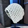 Sombrero de punto calado artístico versátil hecho a mano estilo coreano para mujer, adecuado para primavera y otoño, circunferencia de cabeza grande, hace que la cara se vea más pequeña, sombrero de lana vintage