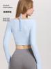 Verano 2026 Nuevo Estilo Top Deportivo Corto Ajustado de Manga Larga para Mujer con Escote Halter, Acolchado en el Pecho y Diseño de Costilla