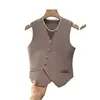 Colete Design para Uso Externo de Verão Feminino, Novo Elegante Gola V Botão Oblíquo Retro Francês Cintura Afunilada Top Sem Mangas