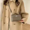 Bolsa de Mão Fashion e Estilosa, Bolsa Lancheira para Mulheres, Nova Versão Coreana 2025, Bolsa Caixa Única, Bolsa de Ombro Versátil e de Alta Qualidade