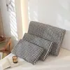 Funda de almohada de algodón puro y látex al por mayor del fabricante, Funda de almohada suave de algodón lavado, Funda para núcleo de almohada de algodón puro 40*60 Sin núcleo