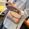 Bolso de Hombro de Mano de Piel de Vacuno de Primera Capa Seleccionada Cuidadosamente, Bolso Bandolera, Bolso Nuevo de Cuero Genuino para Mujer, Solapa Versátil y de Alta Gama al Por Mayor