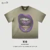 Camiseta Vintage Divertida com Estampa de Rua Europeia e Americana Lavagem Pesada Gola Pequena Manga Curta Tops Largos Caídos dos Ombros para Homens e Mulheres