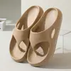 Pantuflas para Mujer que se Pueden Usar Afuera en Verano, Estilo de Alta Gama 2026 Nuevas Chanclas Antideslizantes de Suela Gruesa, Zapatos de Playa de Eva Antiolor para Hombre