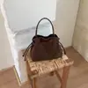 Estilo Coreano Popular Moda Casual Bolso de Cubo de Mano para Mujer 2026 Nueva Tendencia Bolso de Hombro Único Cruzado Bolso de Nicho para Mujer