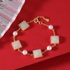 Jade Blanco Creativo Gama Alta Personalidad Versátil Temperamento Novia Dama de Honor Femenino Pulsera Dorada Pulsera Regalo de Pareja Joyería