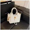 Bolso de Mano de Gama Alta de Nicho Retro Tipo Cubo para Mujer 2026 Nuevo de Moda Versátil Popular Súper Caliente Bolso de Hombro Cruzado