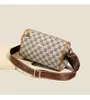 2025 Elegante Novo Estilo Cor Tendência Color-Blocking Estilosa Bolsa Boston Pillow com Alça Larga de Ombro Bolsa de Ombro Transversal de Alta Qualidade para Mulheres